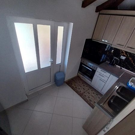 Guest House Ilir Берат Екстериор снимка