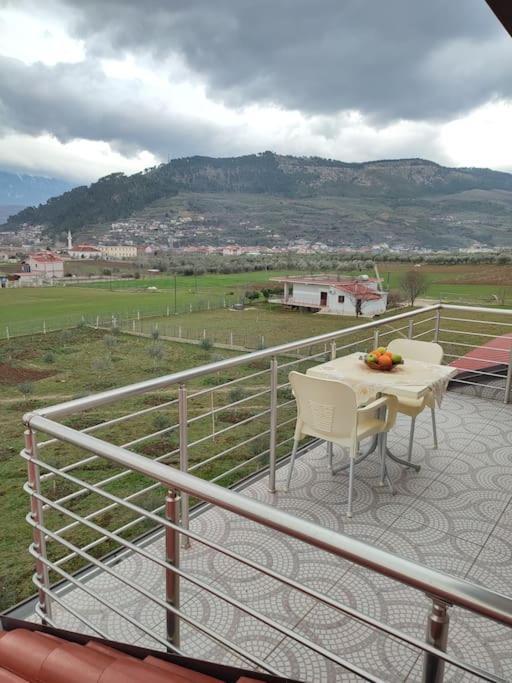 Guest House Ilir Берат Екстериор снимка