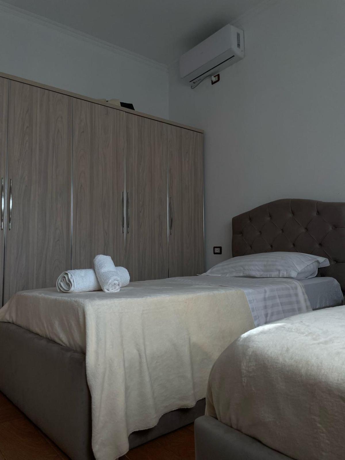 Guest House Ilir Берат Екстериор снимка