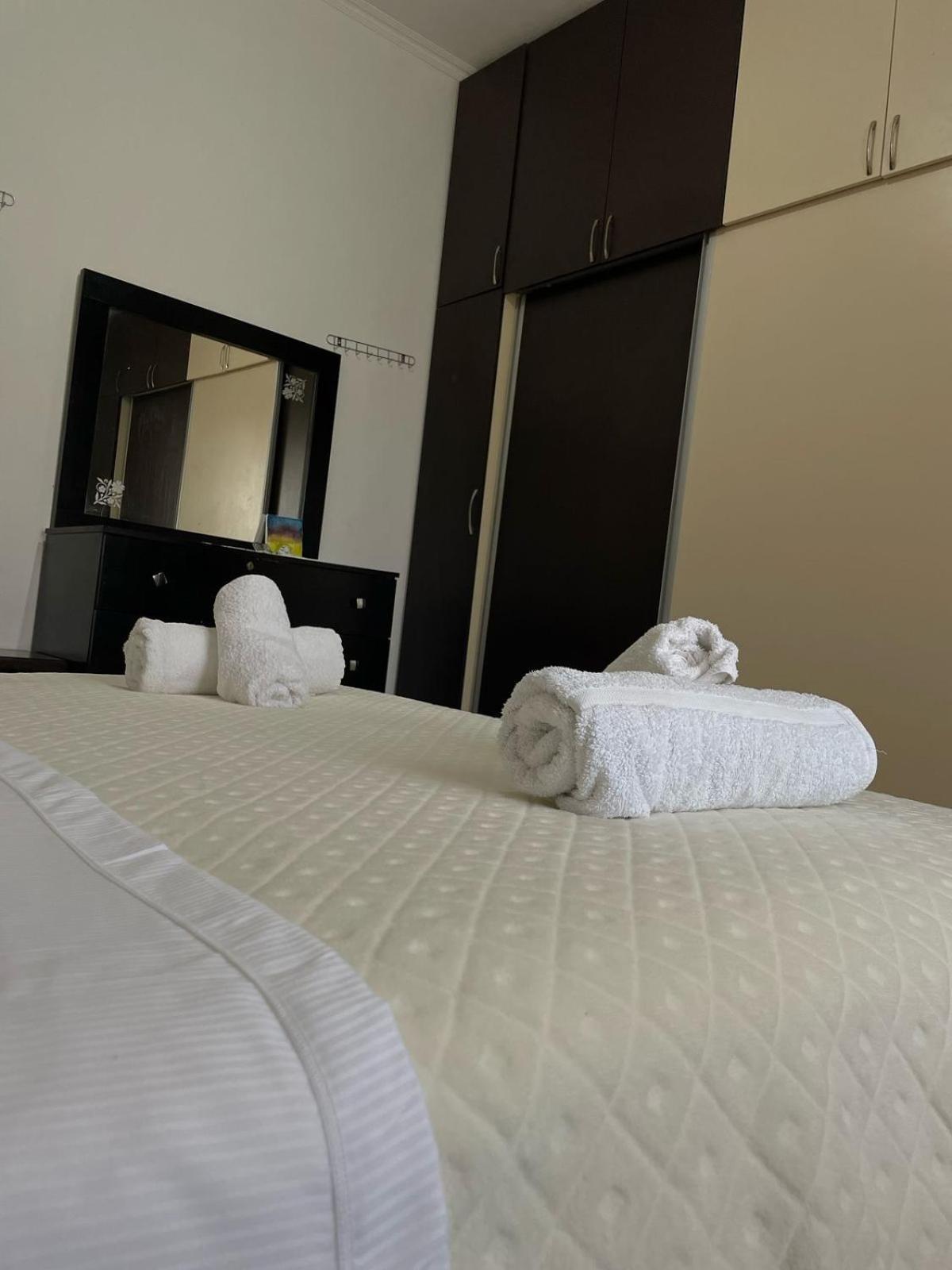 Guest House Ilir Берат Екстериор снимка