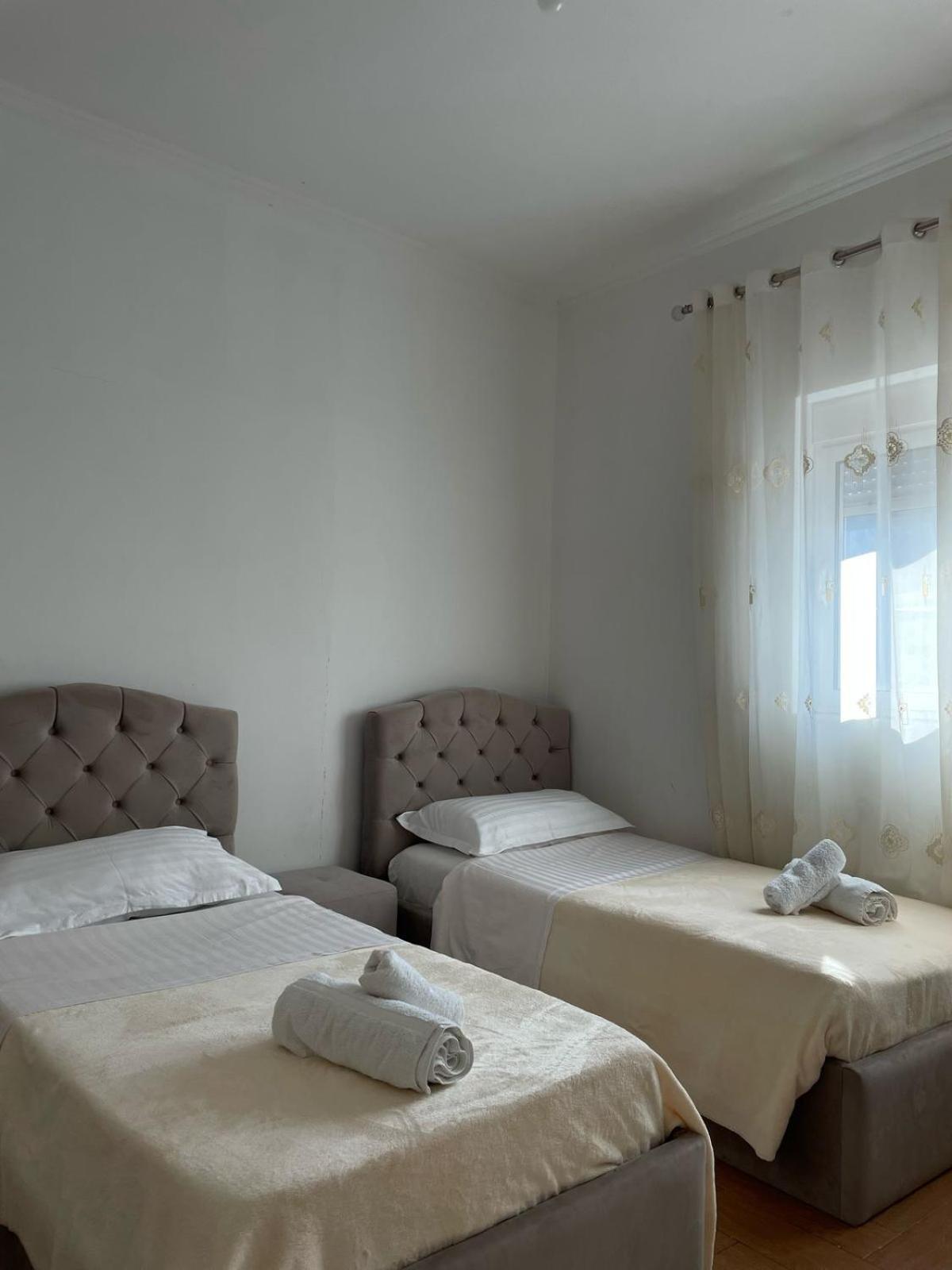 Guest House Ilir Берат Екстериор снимка
